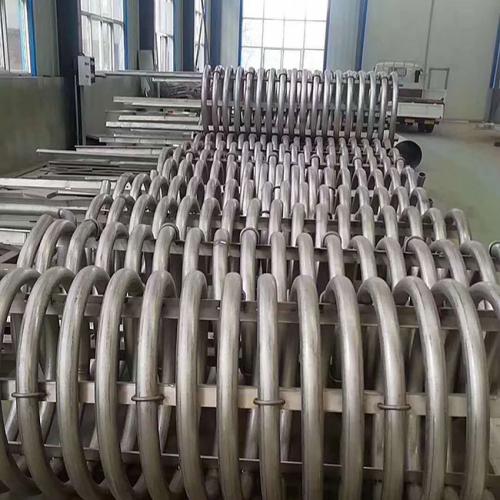 Saf Titanyum Dikişsiz Boru 